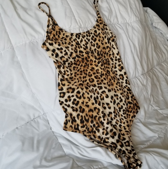 Full Tilt Tops - DONATING 5/10! Full Tilt Body Suit size M